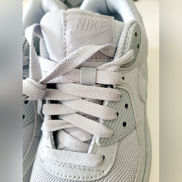 Nike Air Max 90 Sneakers Unisex Wolf Gray M 6.5/ W 8 NEW - Picture 13 of 16